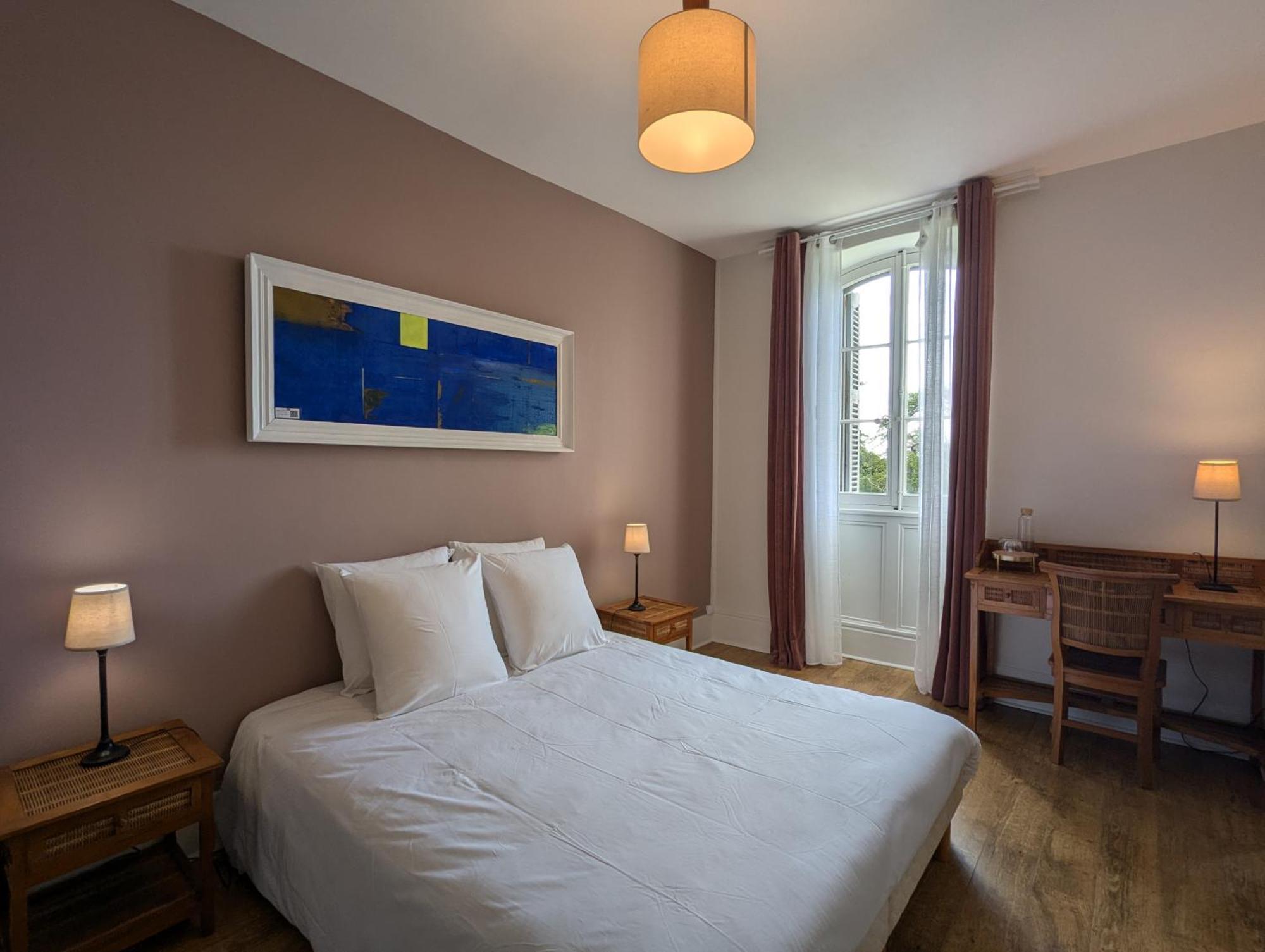 Bed and Breakfast Domaine Du Faure à Chadurie Extérieur photo