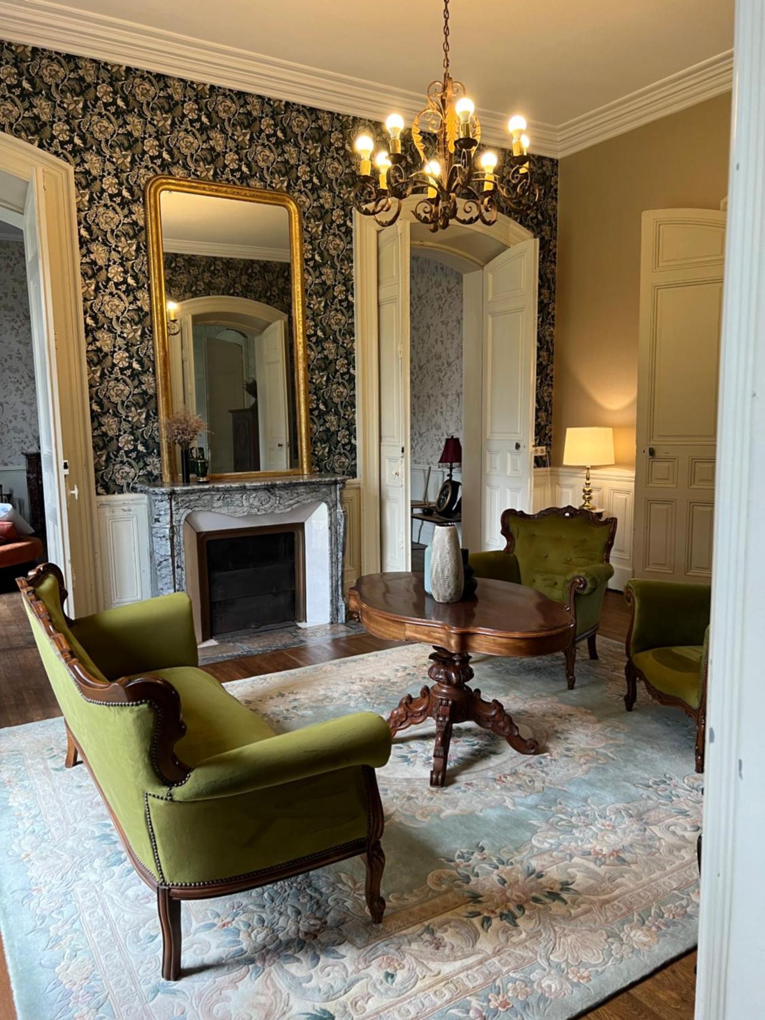 Bed and Breakfast Domaine Du Faure à Chadurie Extérieur photo